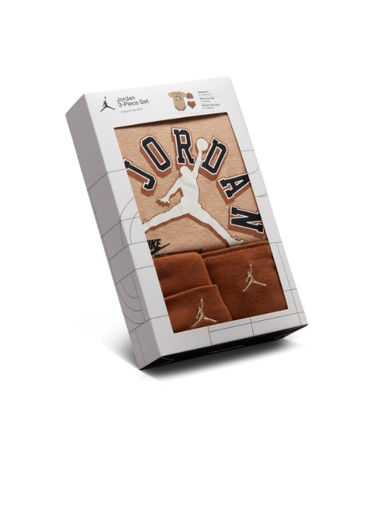 Jordan Varsity Logo 3-Piece Boxed Set