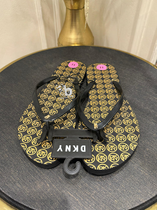 Dkny Gold/Black Signature Printed Flip Flop