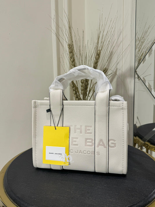 Marc Jacobs The Leather Medium Tote Bag