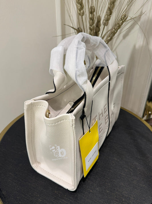Marc Jacobs The Leather Medium Tote Bag