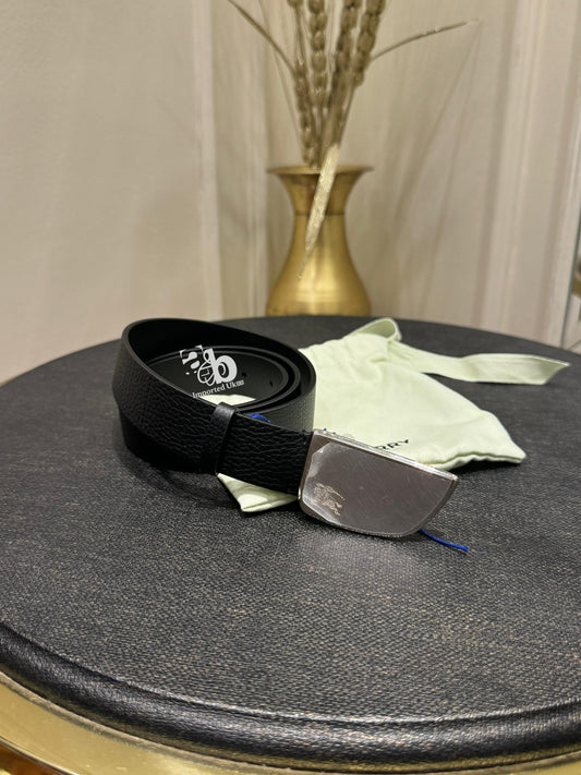 Burberry Shield Asymmetrical-Buckle Leather Belt
