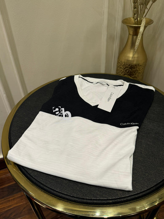 Calvin Klein Men’s V-Neck T Shirt